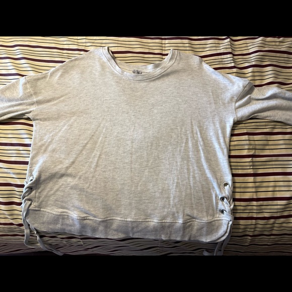 A Kismet Sweater from RW & CO.  Just not reaching for it as I should be. - Picture 3 of 3